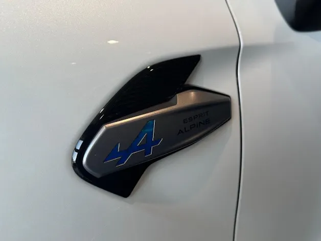 RENAULT Captur 1.3 TCe Esprit Alpine EDC