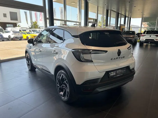 RENAULT Captur 1.3 TCe Esprit Alpine EDC