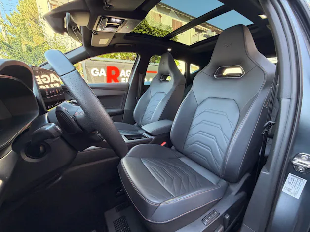 CUPRA Formentor VZ 2.0 TSI 333 PS 4Drive *** PANORAMADACH & SONDERLACK ENCELADUS GRAU MATT ***