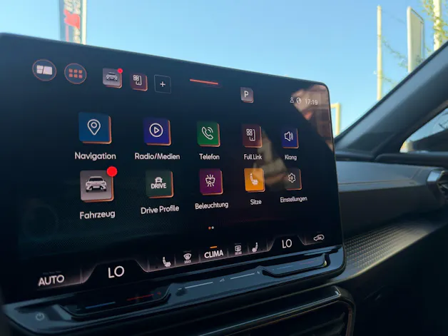 CUPRA Formentor VZ 2.0 TSI 333 PS 4Drive *** PANORAMADACH & SONDERLACK ENCELADUS GRAU MATT ***
