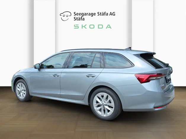 SKODA Octavia Combi 2.0 TSI DSG Selection 4x4