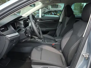 SKODA Octavia Combi 2.0 TSI DSG Selection 4x4