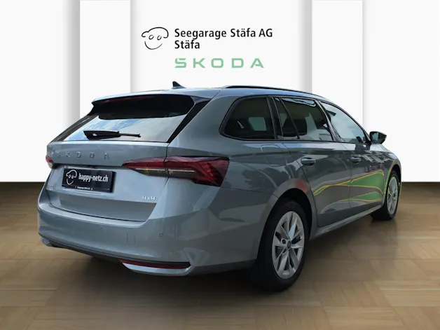 SKODA Octavia Combi 2.0 TSI DSG Selection 4x4