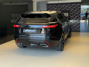 Land Rover Range Rover Velar R-Dynamic D 300 I6 MHEV SE Automatic