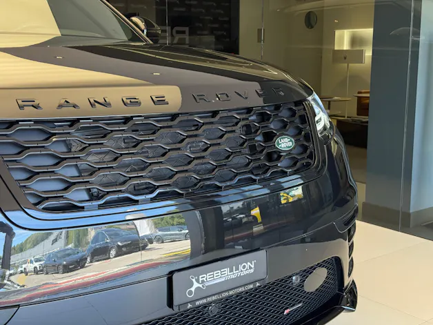 Land Rover Range Rover Velar R-Dynamic D 300 I6 MHEV HSE Automatic