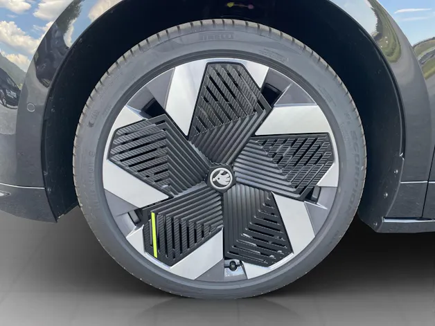SKODA Enyaq 4x4 RS