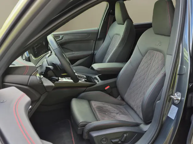 AUDI A6 Avant TFSI quattro 270 kW S tronic
