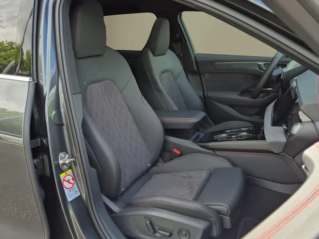 AUDI A6 Avant TFSI quattro 270 kW S tronic