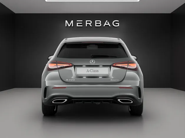 MERCEDES-BENZ A 220 4Matic 8G-DCT
