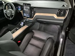 VOLVO XC60 2.0 T6 TE Plus Dark eAWD