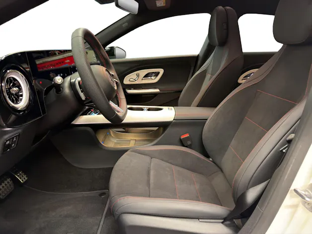 MERCEDES-BENZ CLA SB 220 4M 8G-DCT