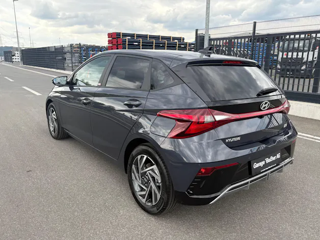 HYUNDAI i20 1.0 T-GDi Amplia GO! DCT