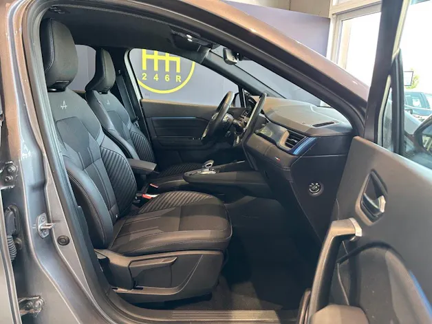 RENAULT Captur 1.3 TCe Esprit Alpine EDC