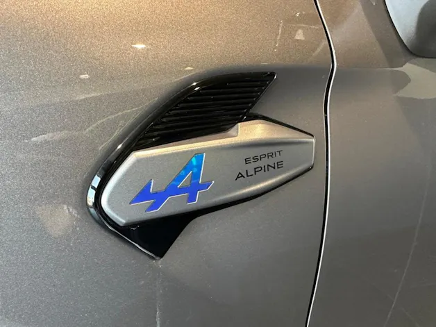 RENAULT Captur 1.3 TCe Esprit Alpine EDC