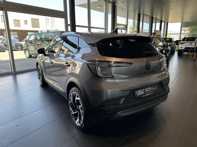 RENAULT Captur 1.3 TCe Esprit Alpine EDC