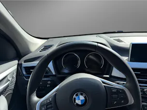 BMW X1 sDr 18i Essential DSK