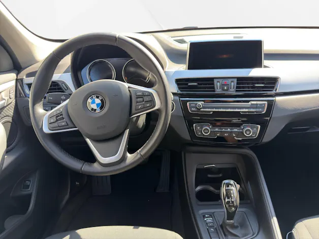 BMW X1 sDr 18i Essential DSK