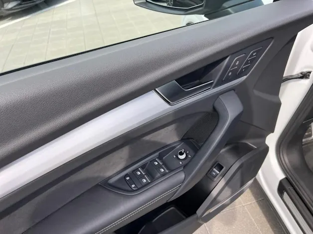 AUDI Q5 Sportback 40 TDI Blackedition quattro S-tronic