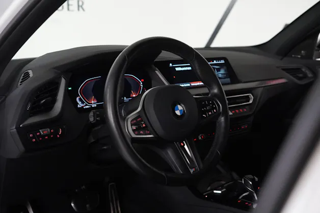 BMW 120d xDrive Steptronic Pure M Sport