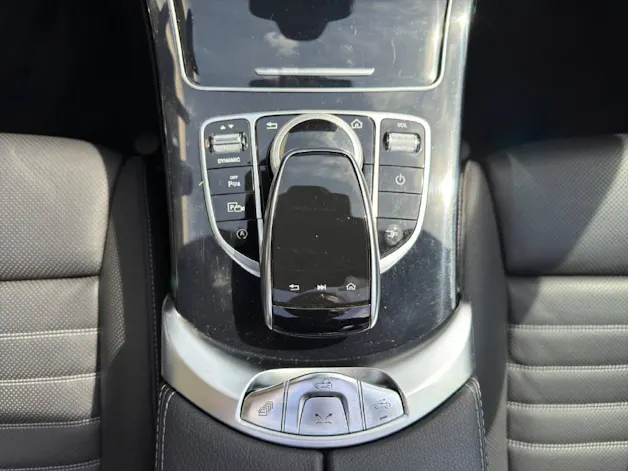 MERCEDES-BENZ C 300 AMG Line 4matic Cabriolet