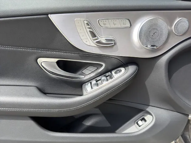 MERCEDES-BENZ C 300 AMG Line 4matic Cabriolet