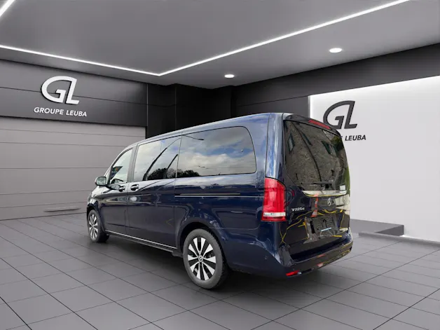 MERCEDES-BENZ V 220 d Exclusive lang 4Matic 9G-Tronic