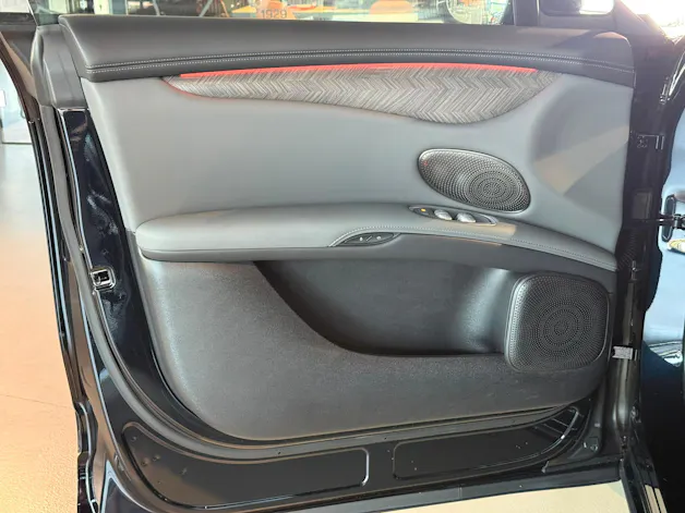 MG IM6 EV 100kWh Performance 20 AWD