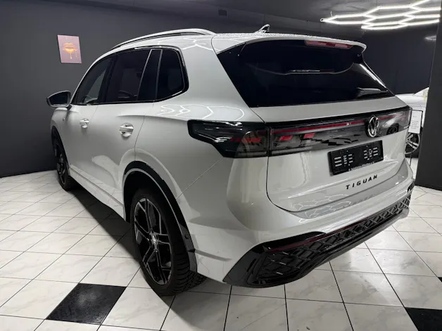 VW Tiguan 2.0 TSI DSG R-Line 4Motion