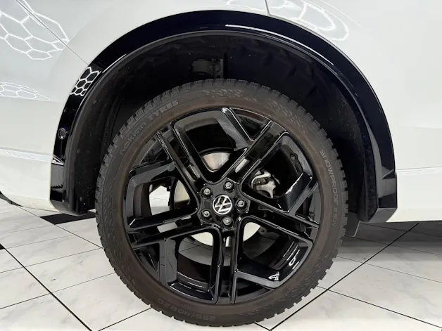 VW Tiguan 2.0 TSI DSG R-Line 4Motion