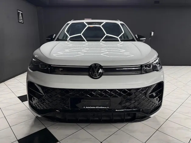 VW Tiguan 2.0 TSI DSG R-Line 4Motion