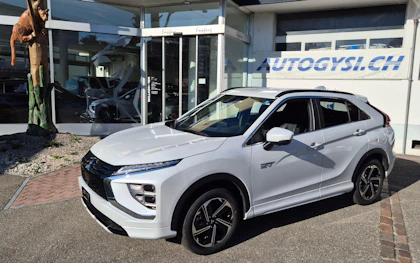 MITSUBISHI ECLIPSE CROSS 8