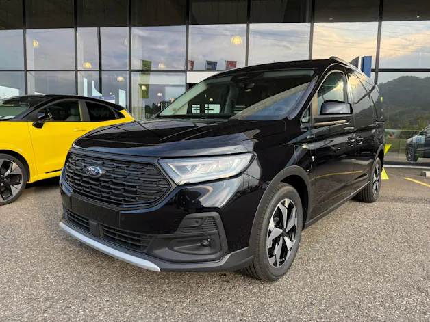 FORD Grand Tourneo Connect 1.5 PHEV Active Automat
