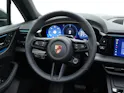 PORSCHE Macan 4