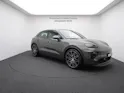 PORSCHE Macan 4