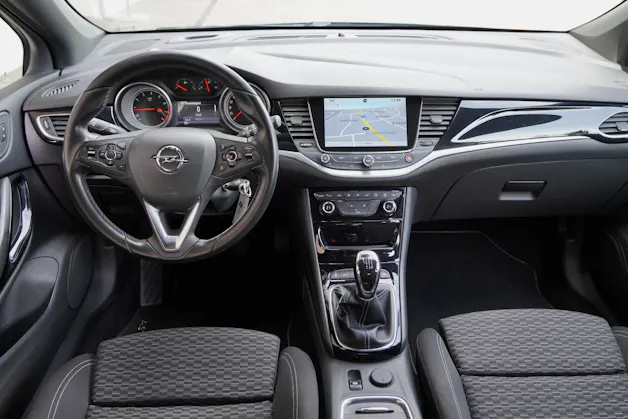 OPEL Astra 1.4i Turbo Excellence