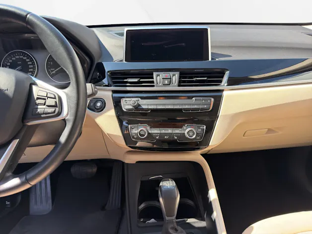 BMW X1 xDrive 20i