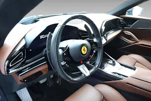 FERRARI Purosangue 6.5 V12