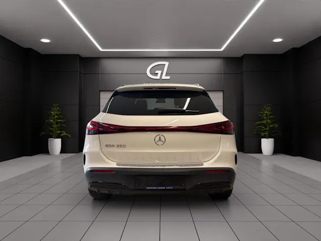 MERCEDES-BENZ EQA 250 AMG Line AMG Line