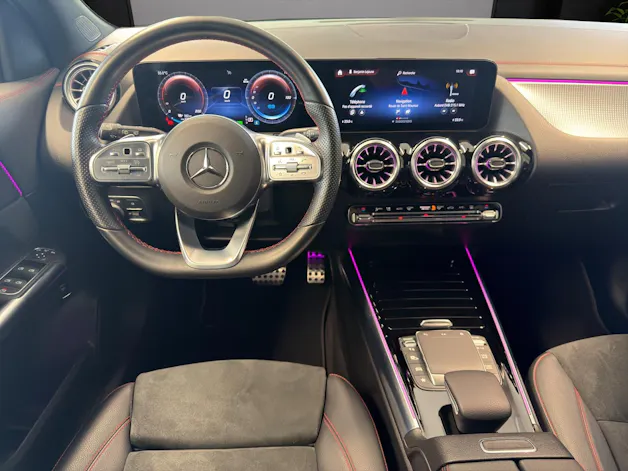 MERCEDES-BENZ EQA 250 AMG Line AMG Line