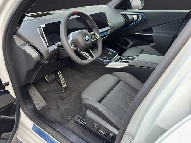 BMW X3 M50i