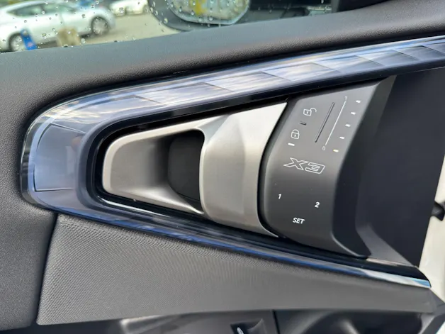 BMW X3 M50i