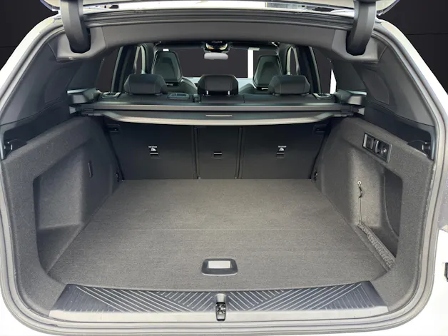 BMW X3 M50i