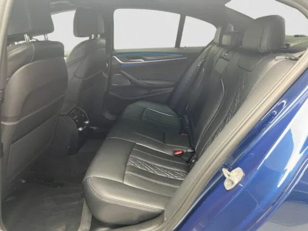 BMW 545e xDrive SAG