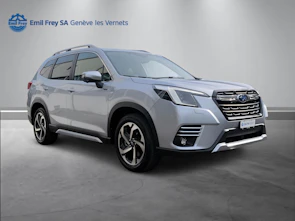 Fahrzeugbild SUBARU Forester Station 2.0i e-Boxer Luxury