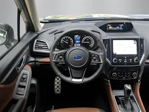 Subaru Forester Station 2.0i e-Boxer Luxury