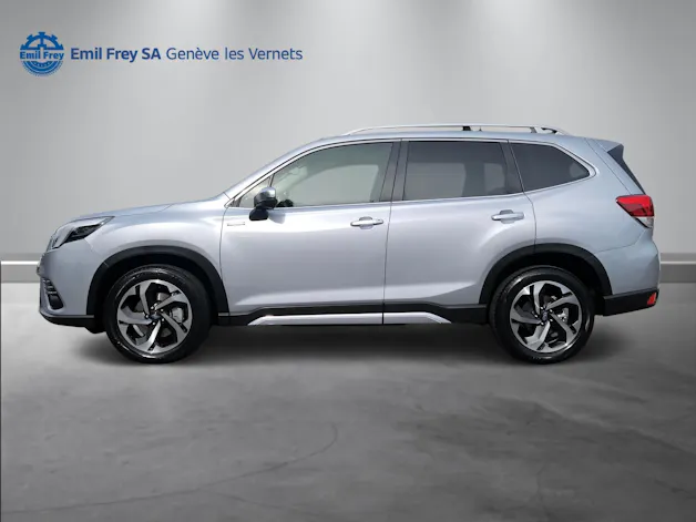 Subaru Forester Station 2.0i e-Boxer Luxury