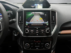 Fahrzeugbild SUBARU Forester Station 2.0i e-Boxer Luxury