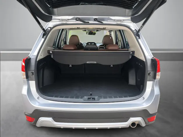 Subaru Forester Station 2.0i e-Boxer Luxury