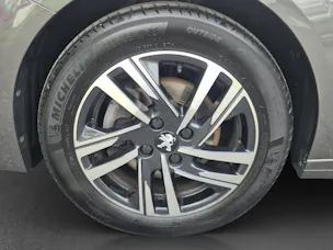 PEUGEOT 208 1.5 BlueHDi Active