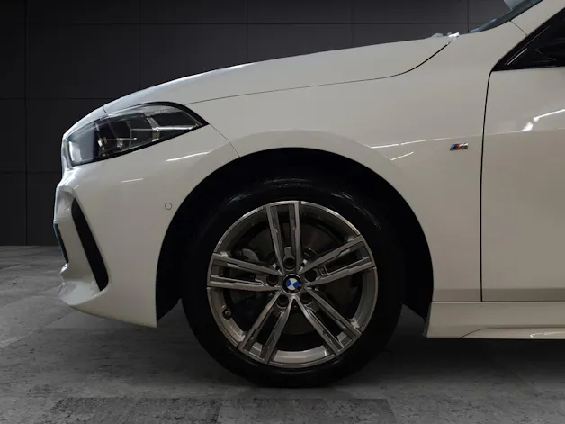 BMW 120i